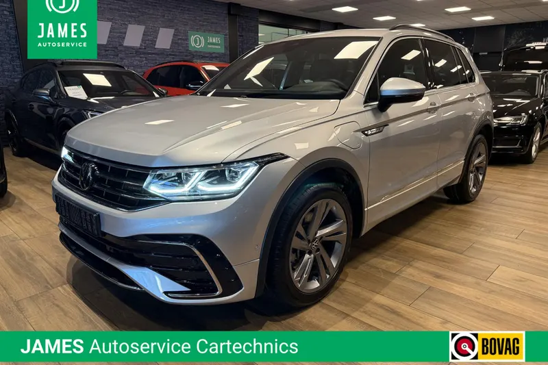 Volkswagen Tiguan (2022)