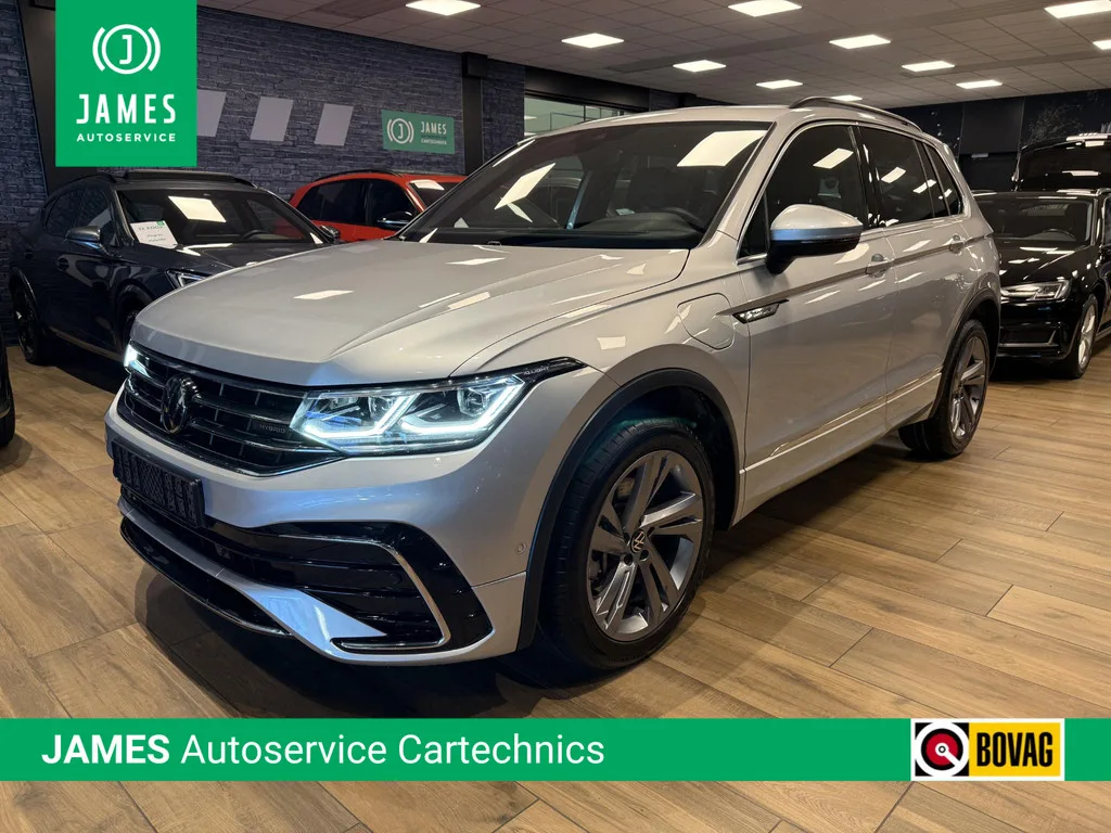 Volkswagen Tiguan (2022) — foto 1