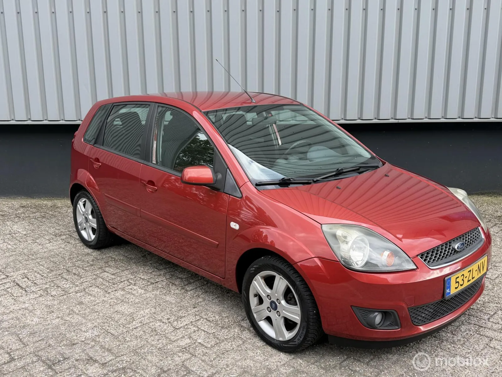 Ford Fiesta (2008) — foto 1