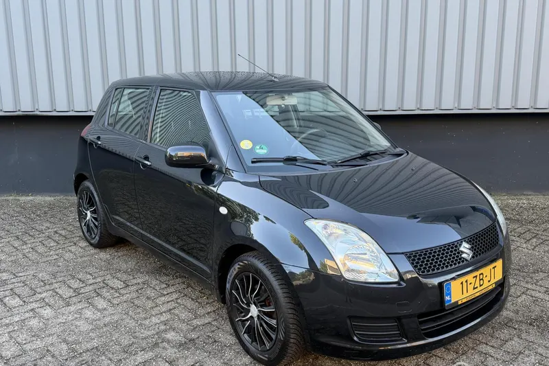 Suzuki Swift (2008)