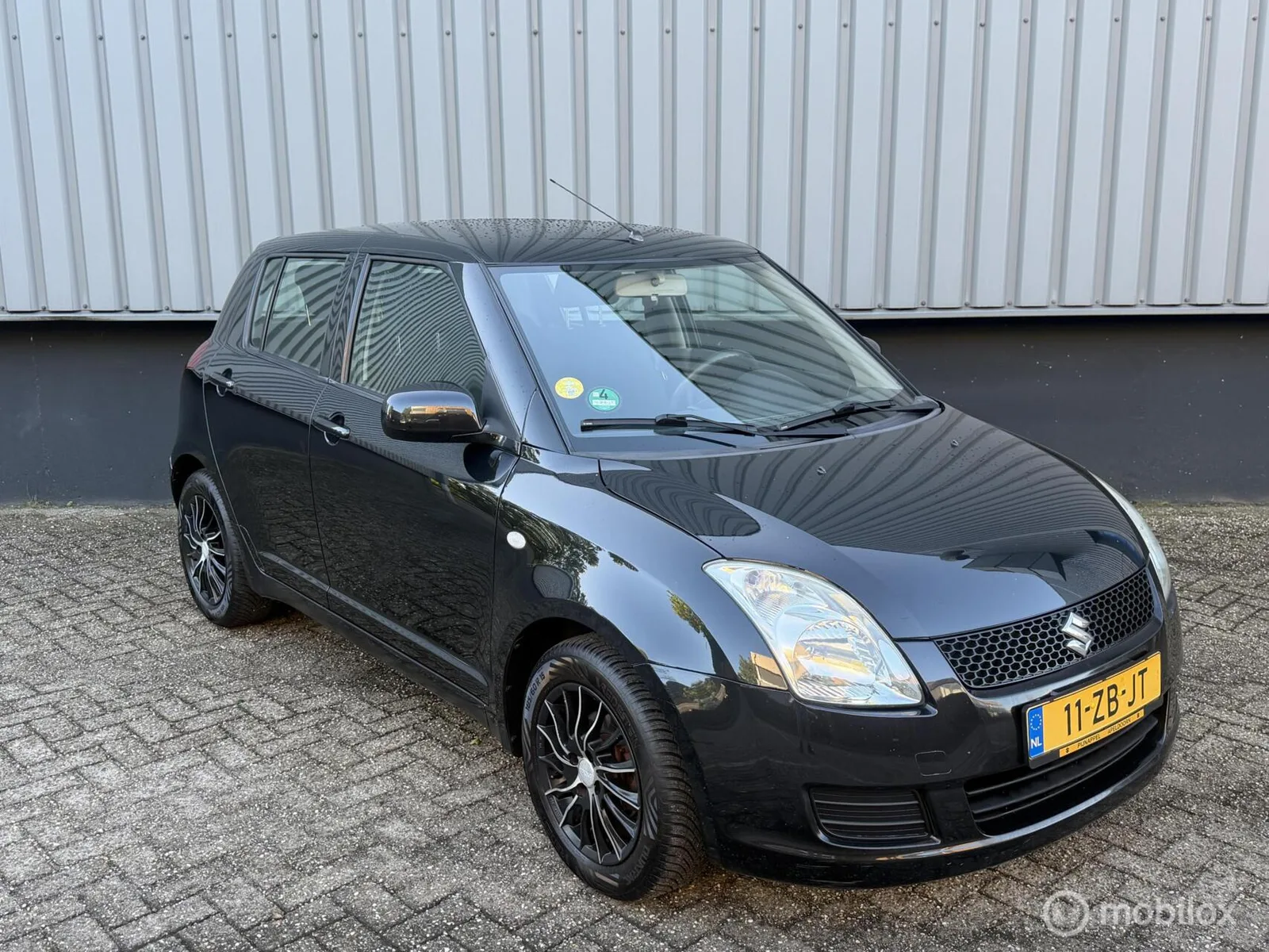 Suzuki Swift (2008) — foto 1