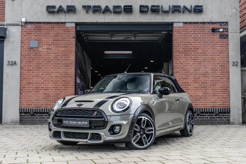 MINI Cabrio (2019)