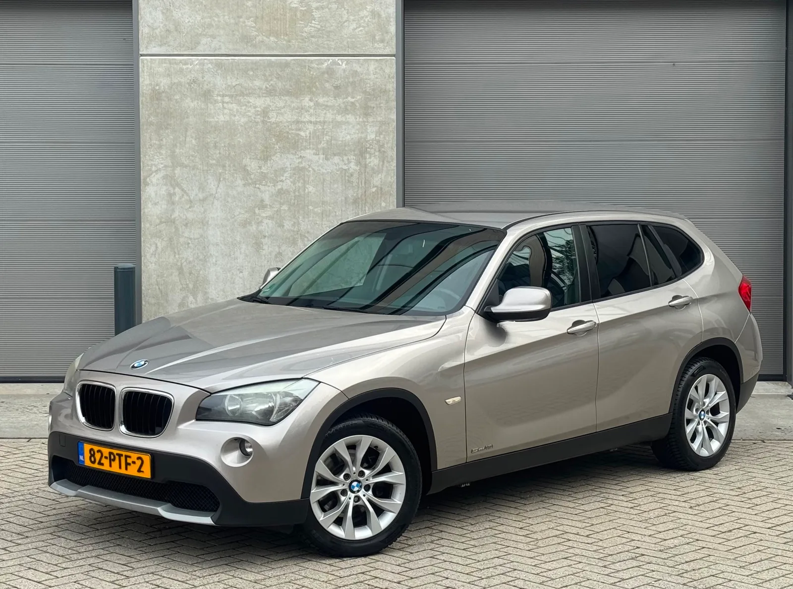 BMW X1 (2011) — foto 1