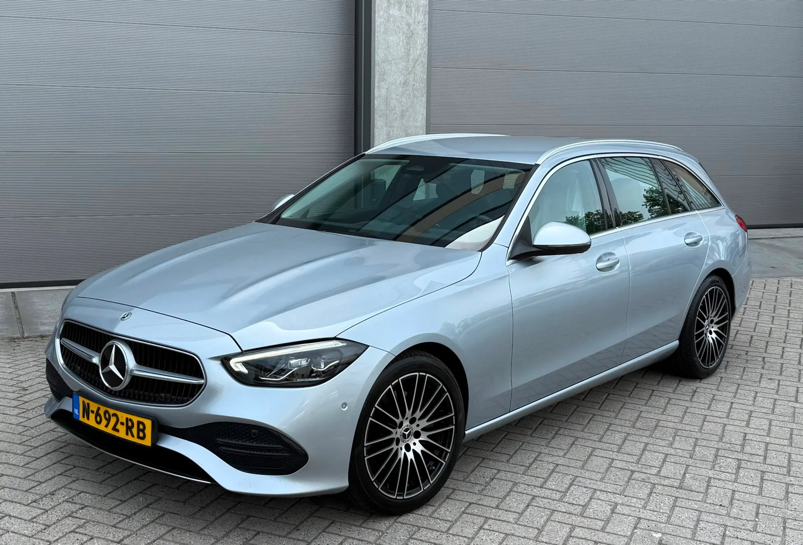 Mercedes-Benz C-Klasse (2021) — foto 1