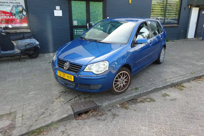 Volkswagen Polo (2008)