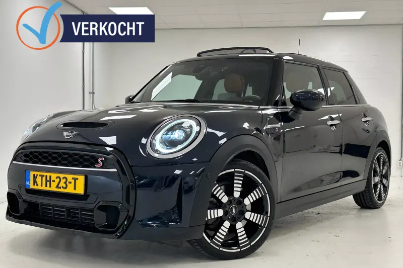 MINI Cooper S (2023)