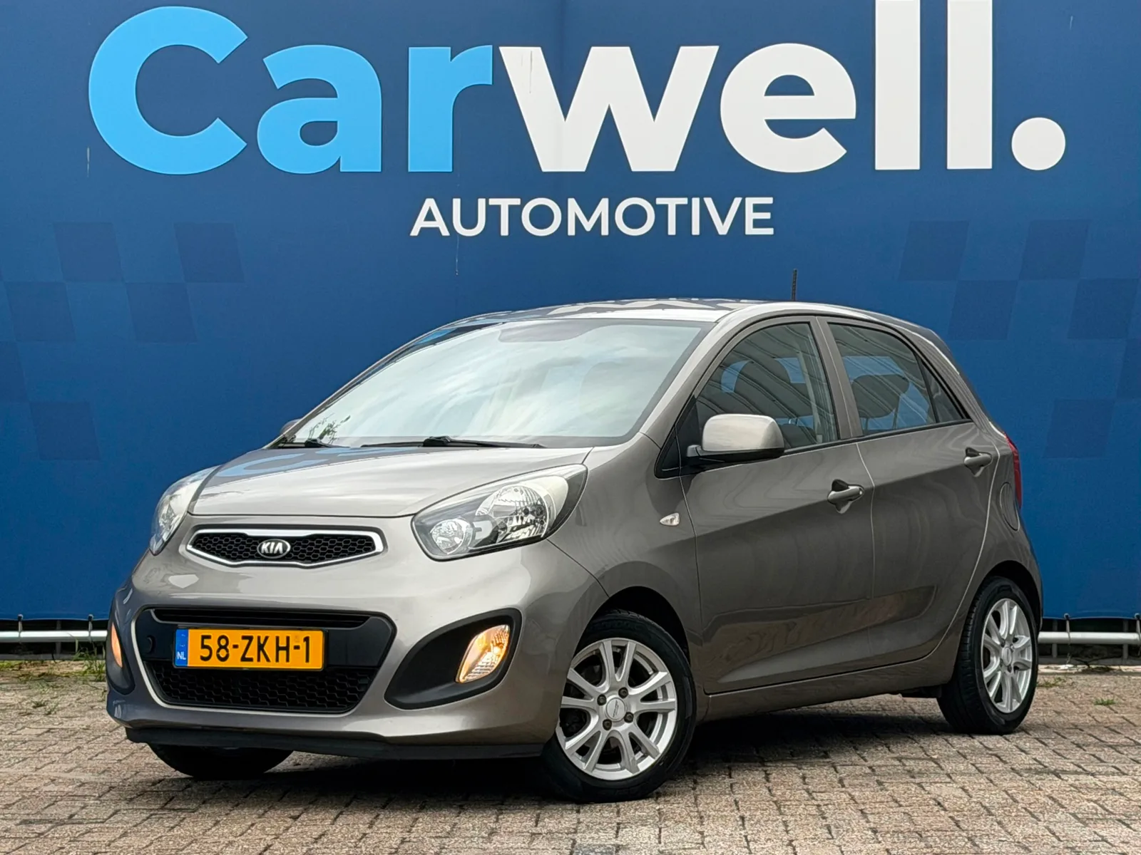 Kia Picanto (2012) — foto 1