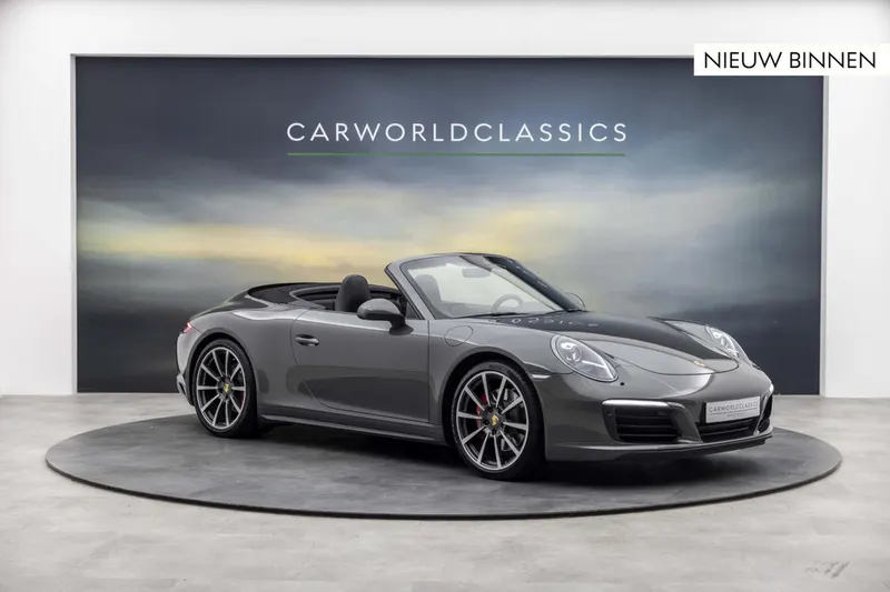Porsche 911 (2016)