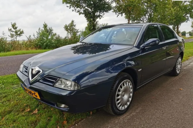 Alfa Romeo 166 (2000)