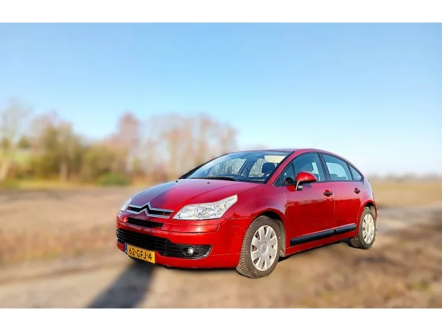 Citroën C4 (2008) — foto 1
