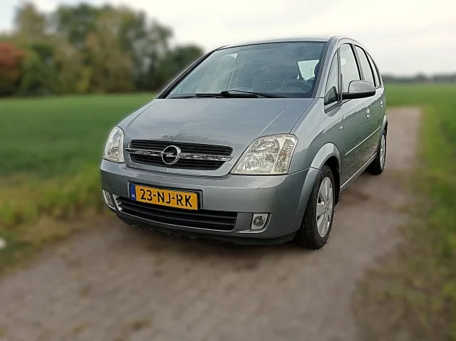 Opel Meriva (2003) — foto 1