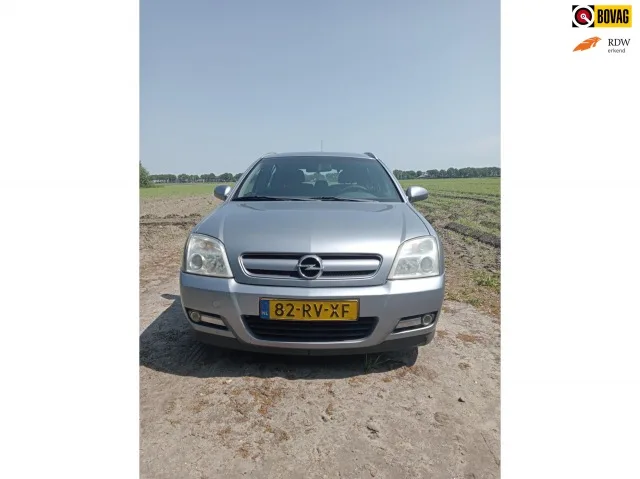 Opel Signum (2005) — foto 1