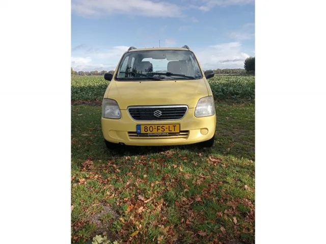 Suzuki Wagon R+ (2000) — foto 1
