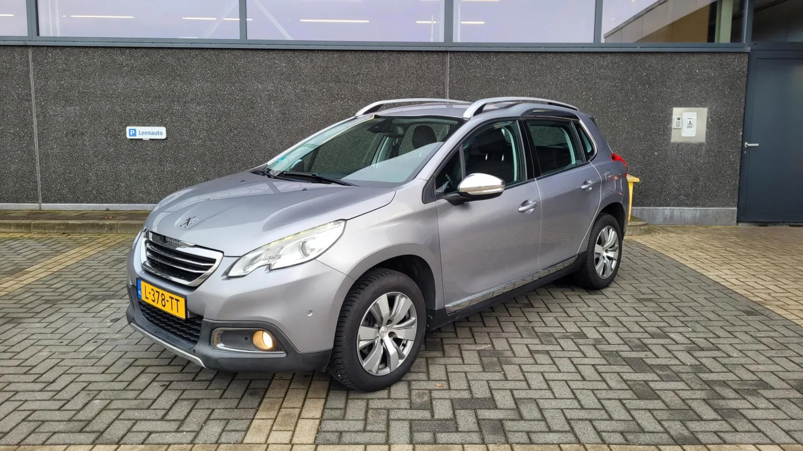 Peugeot 2008 (2015) — foto 1