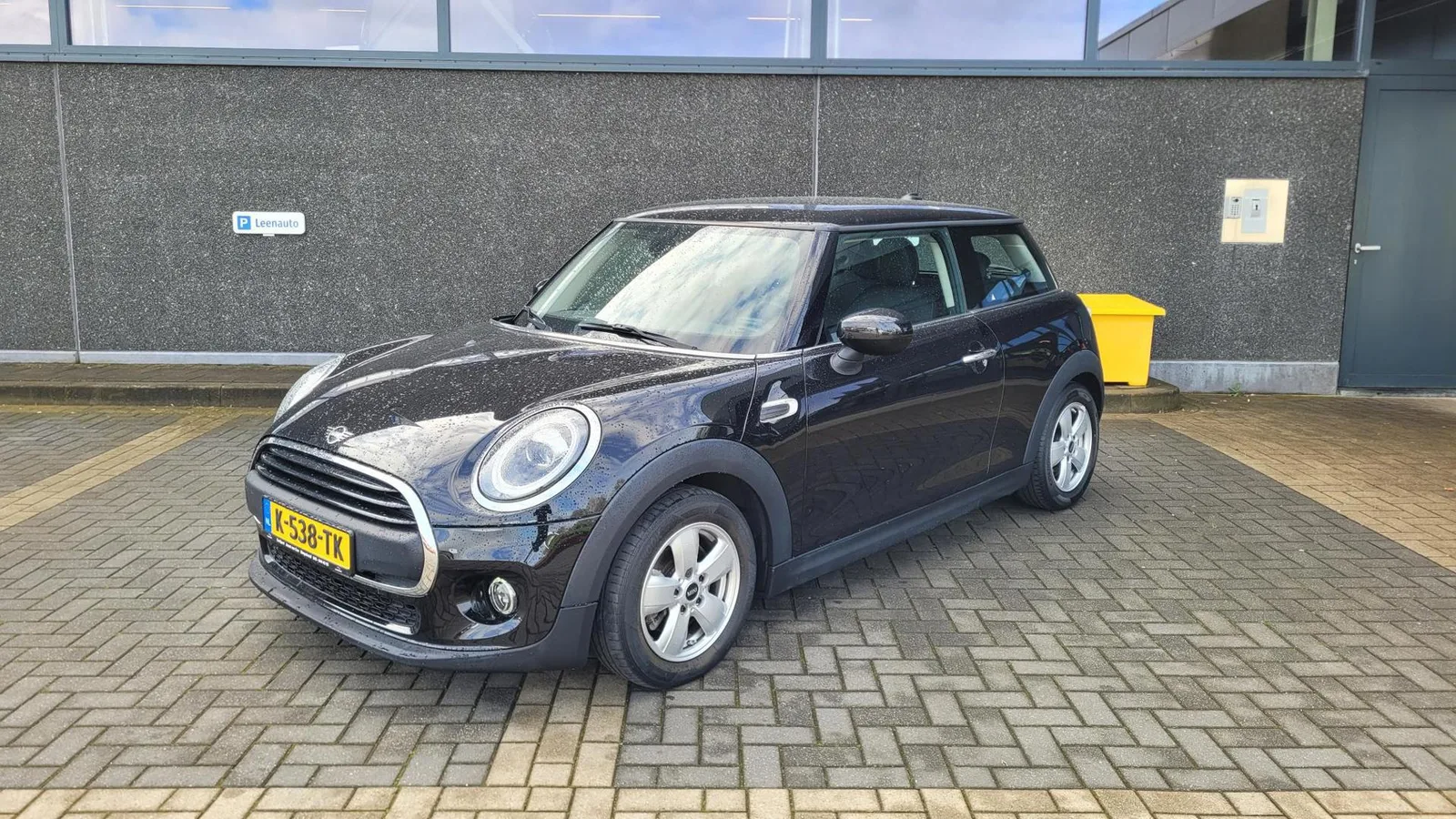 MINI One (2021) — foto 1
