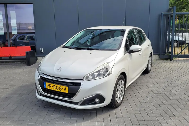 Peugeot 208 (2017)