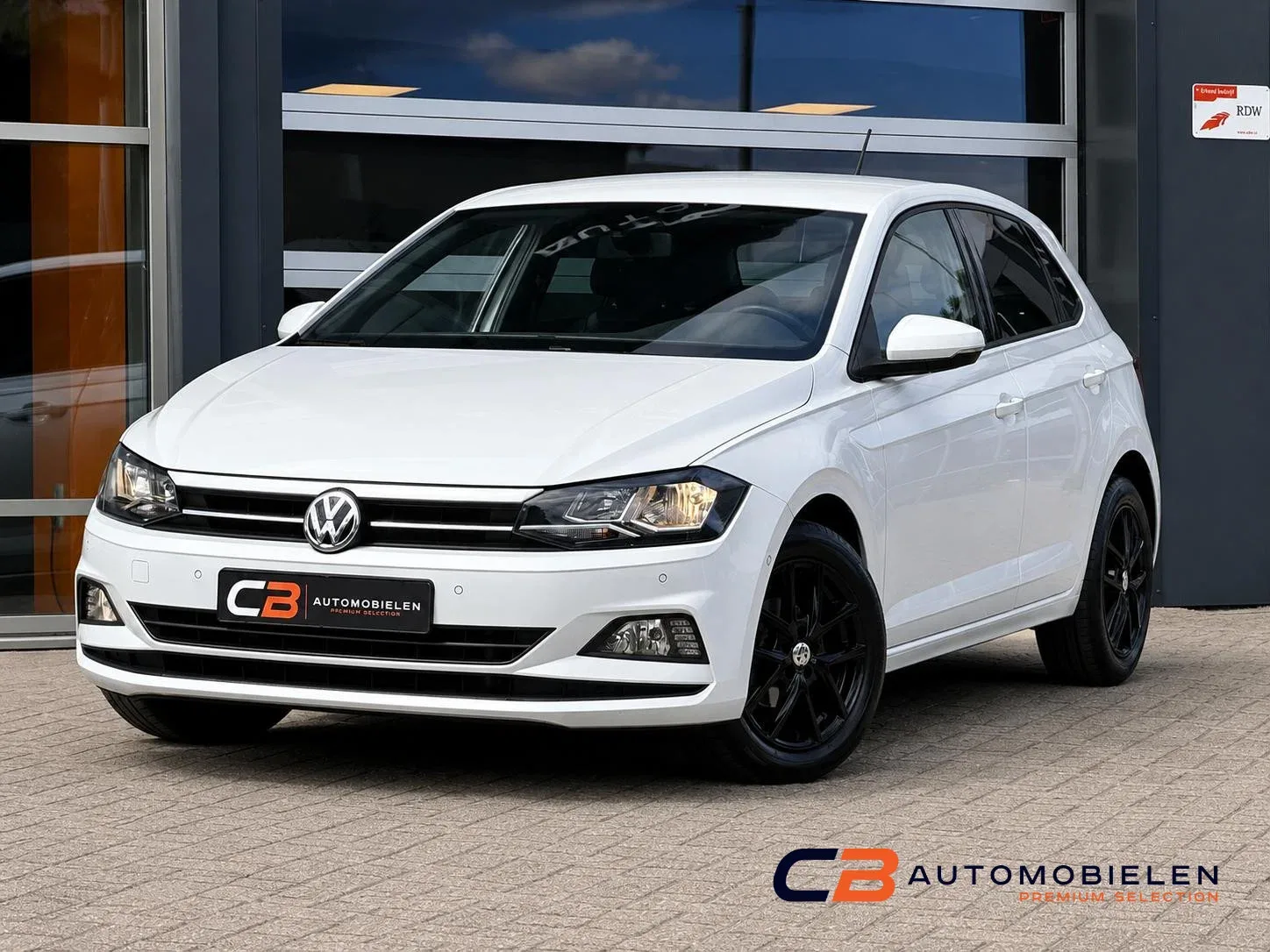 Volkswagen Polo (2020) — foto 1