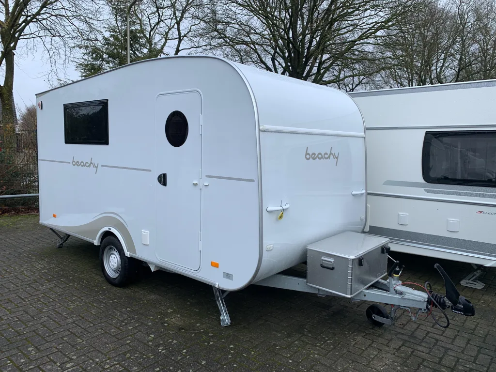 Hobby Beachy (2024) — foto 1
