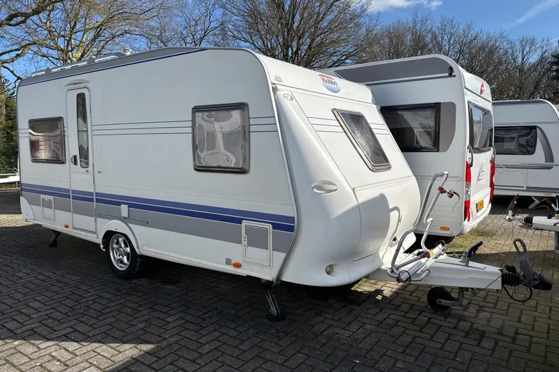 Hobby De Luxe (2008)