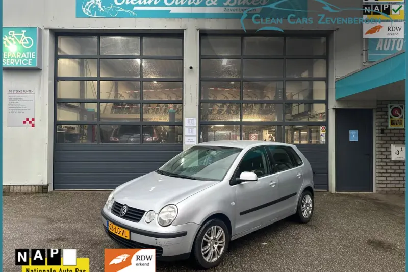 Volkswagen Polo (2003)
