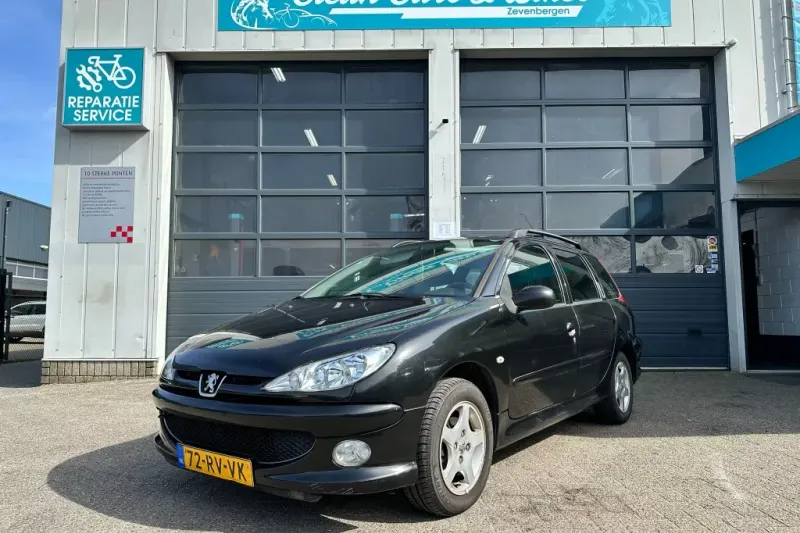 Peugeot 206 (2005)