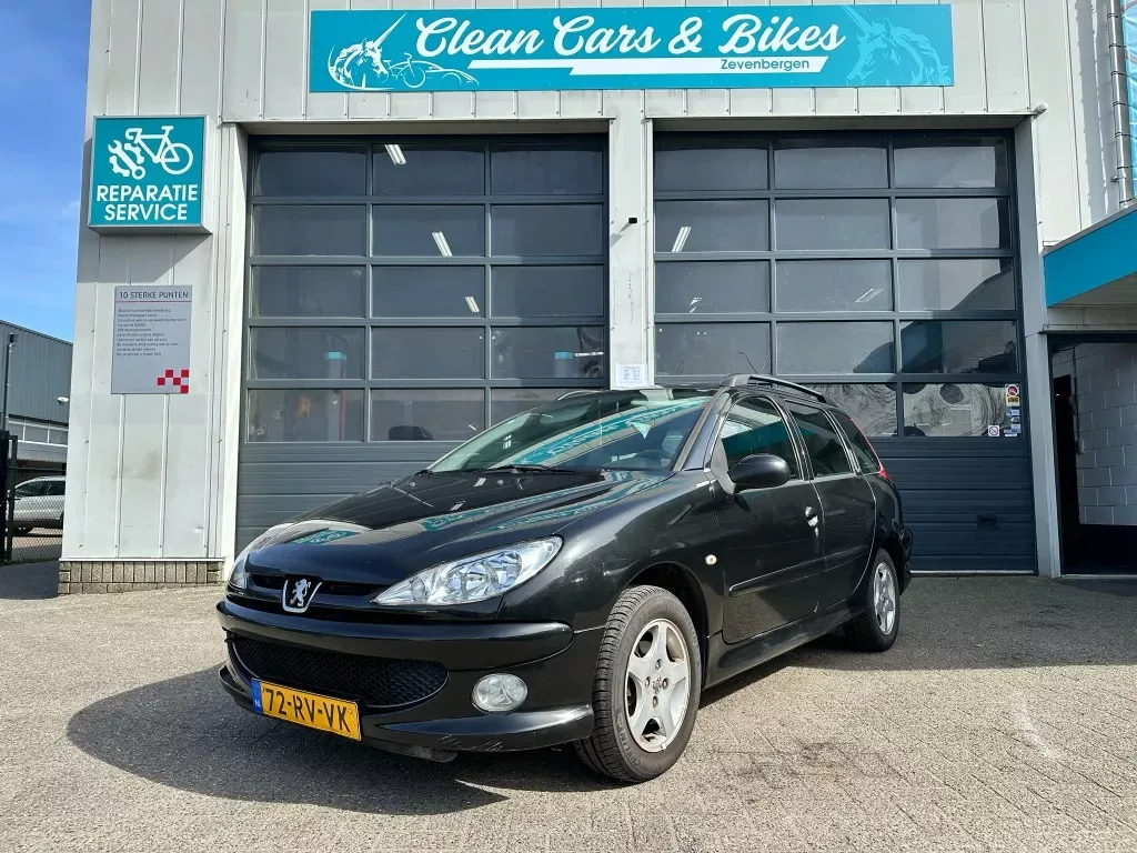 Peugeot 206 (2005) — foto 1