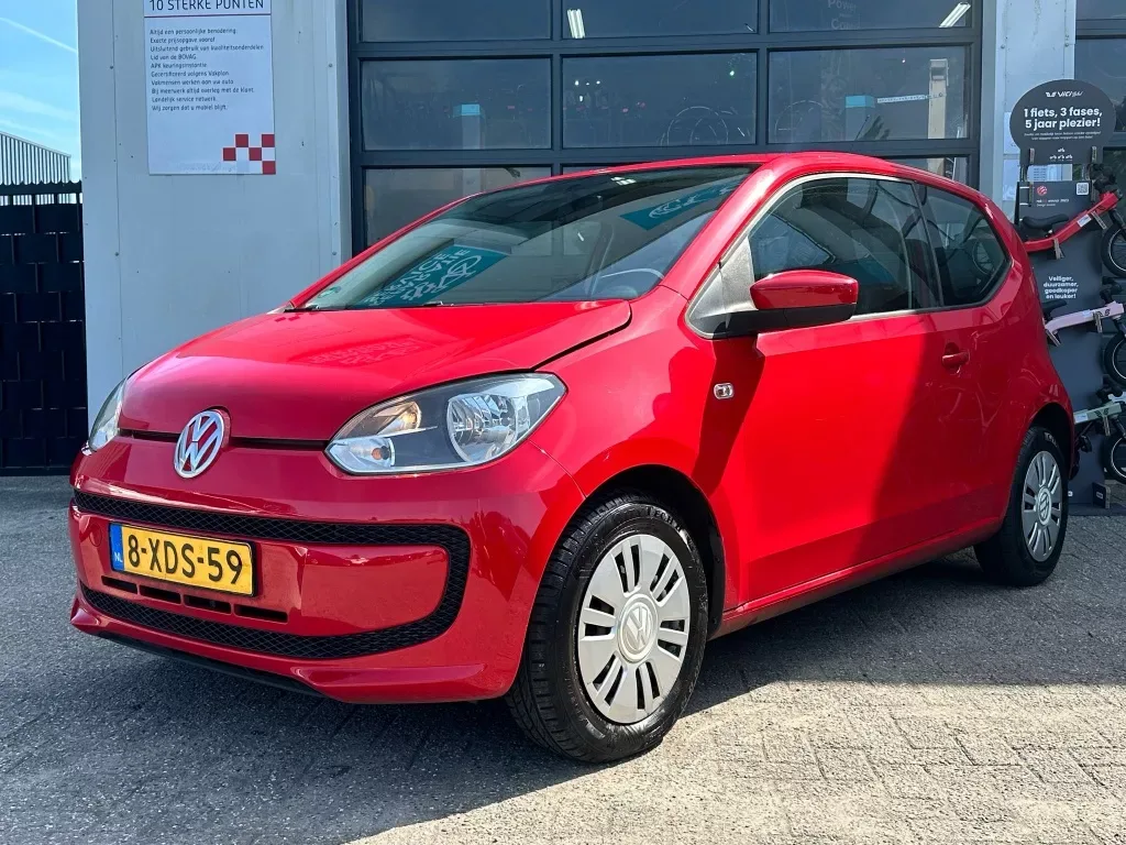 Volkswagen Up! (2012) — foto 1