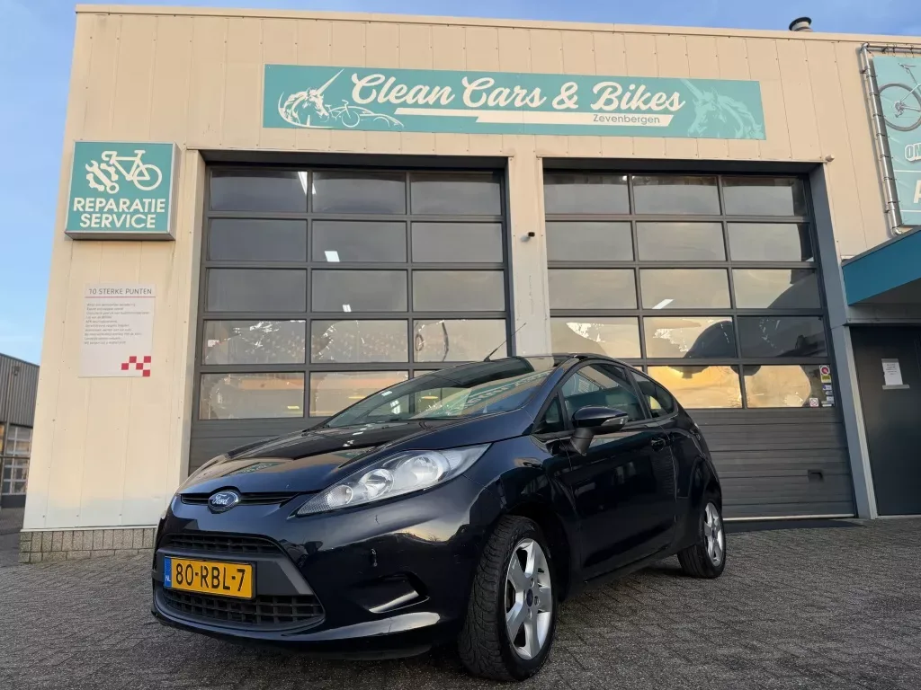 Ford Fiesta (2011) — foto 1