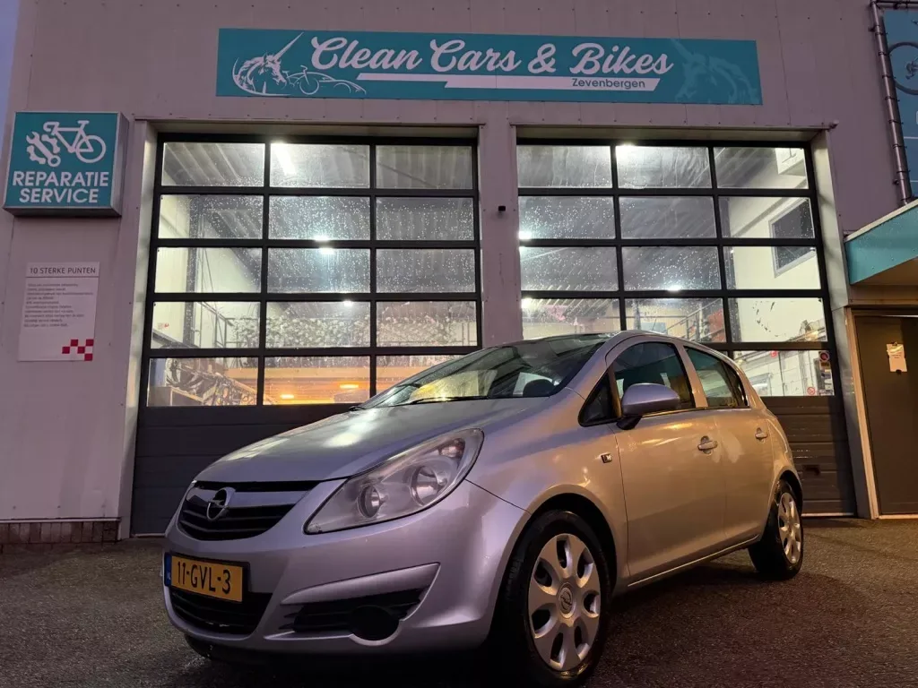 Opel Corsa (2008) — foto 1