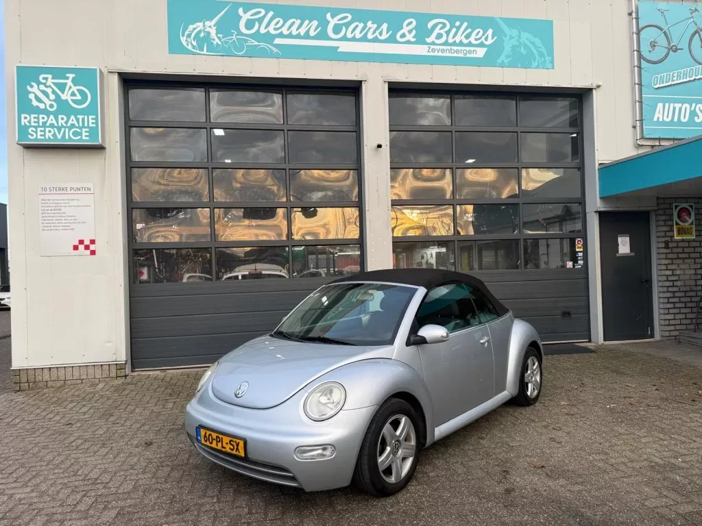 Volkswagen New Beetle (2004) — foto 1