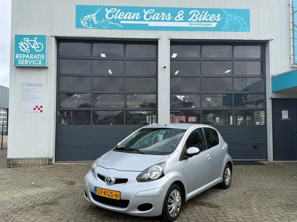 Toyota Aygo (2009) — foto 1