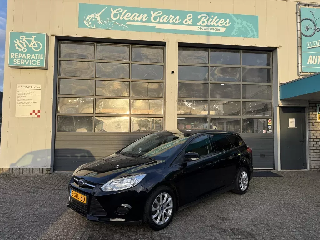 Ford Focus (2013) — foto 1