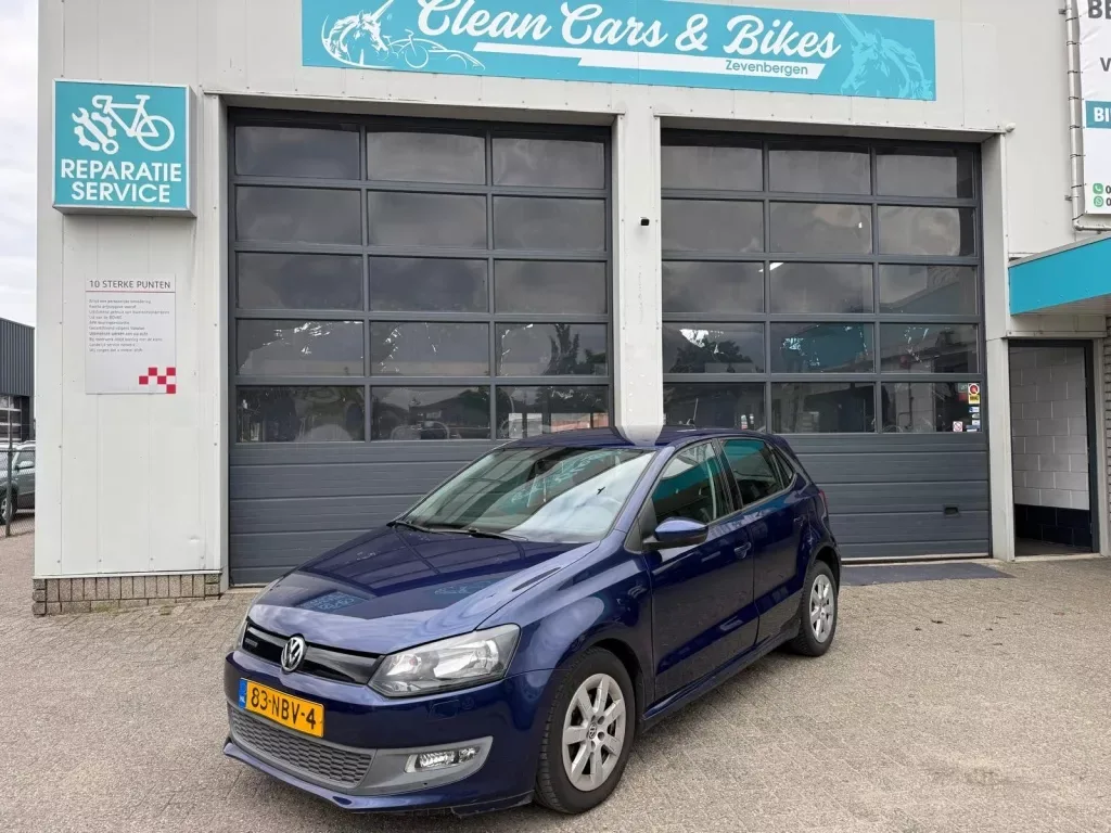 Volkswagen Polo (2010) — foto 1