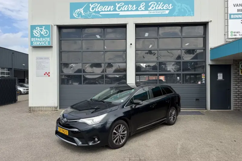 Toyota Avensis (2015)