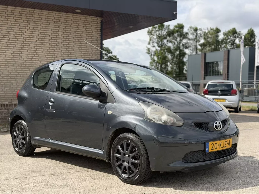 Toyota Aygo (2007) — foto 1
