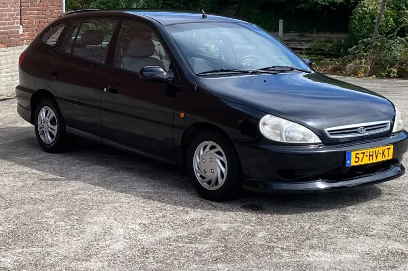 Kia Rio (2002)