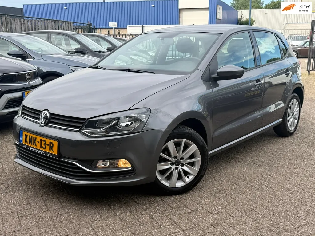 Volkswagen Polo (2014) — foto 1