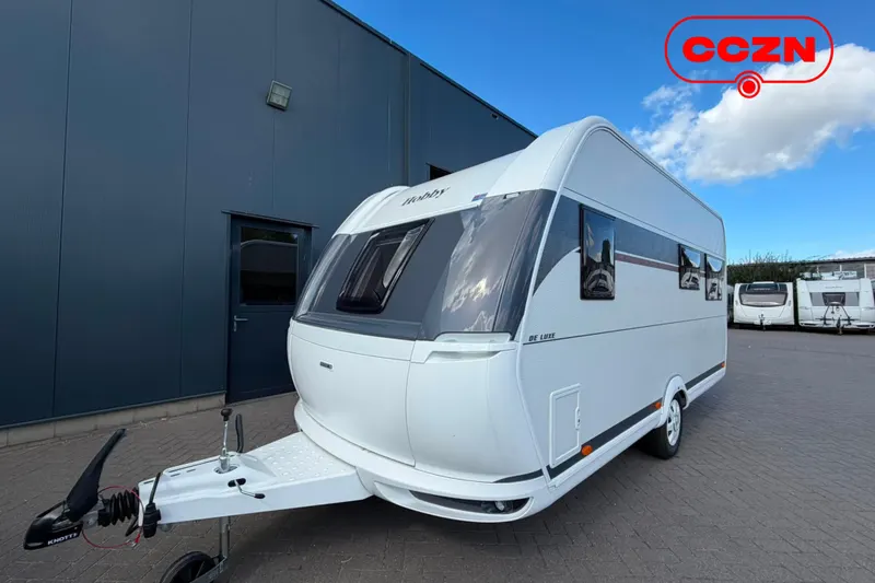 Hobby De Luxe (2027)