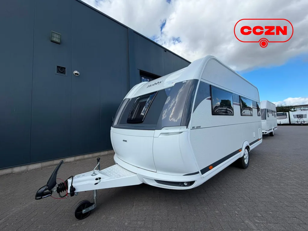 Hobby De Luxe (2027) — foto 1