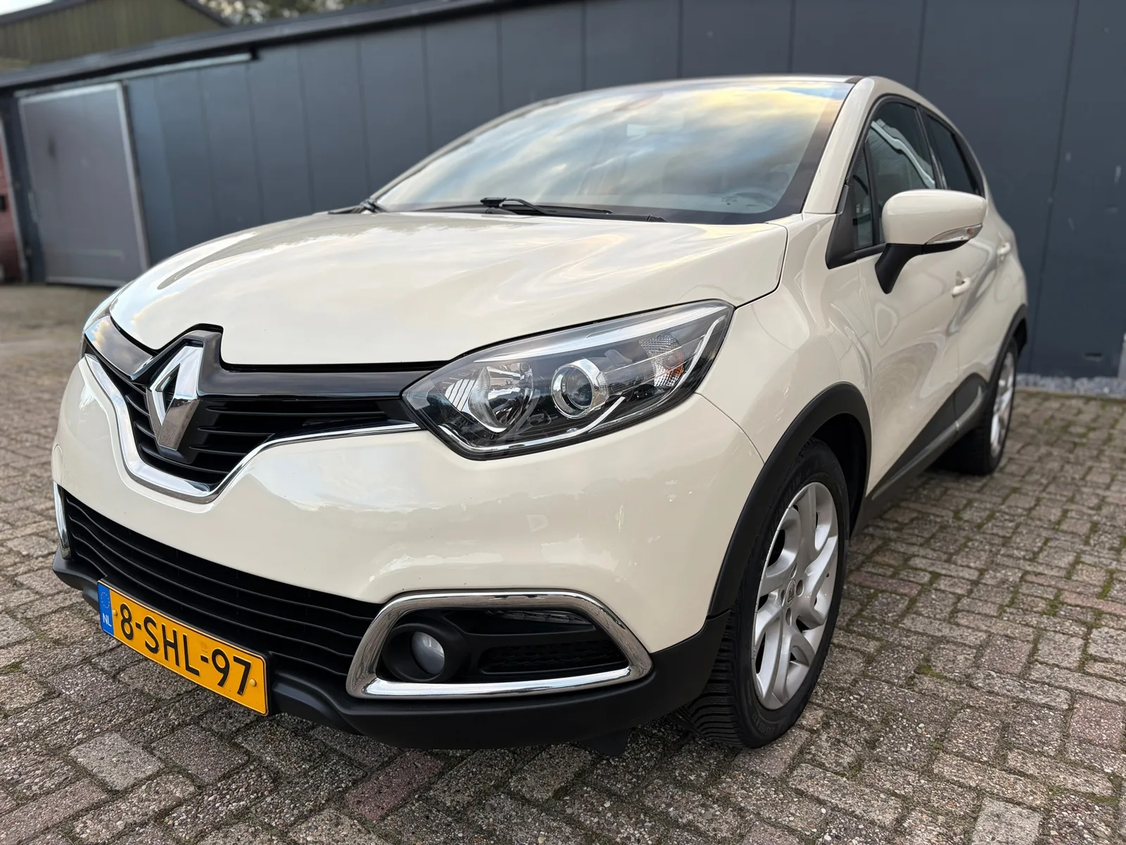 Renault Captur (2013) — foto 1