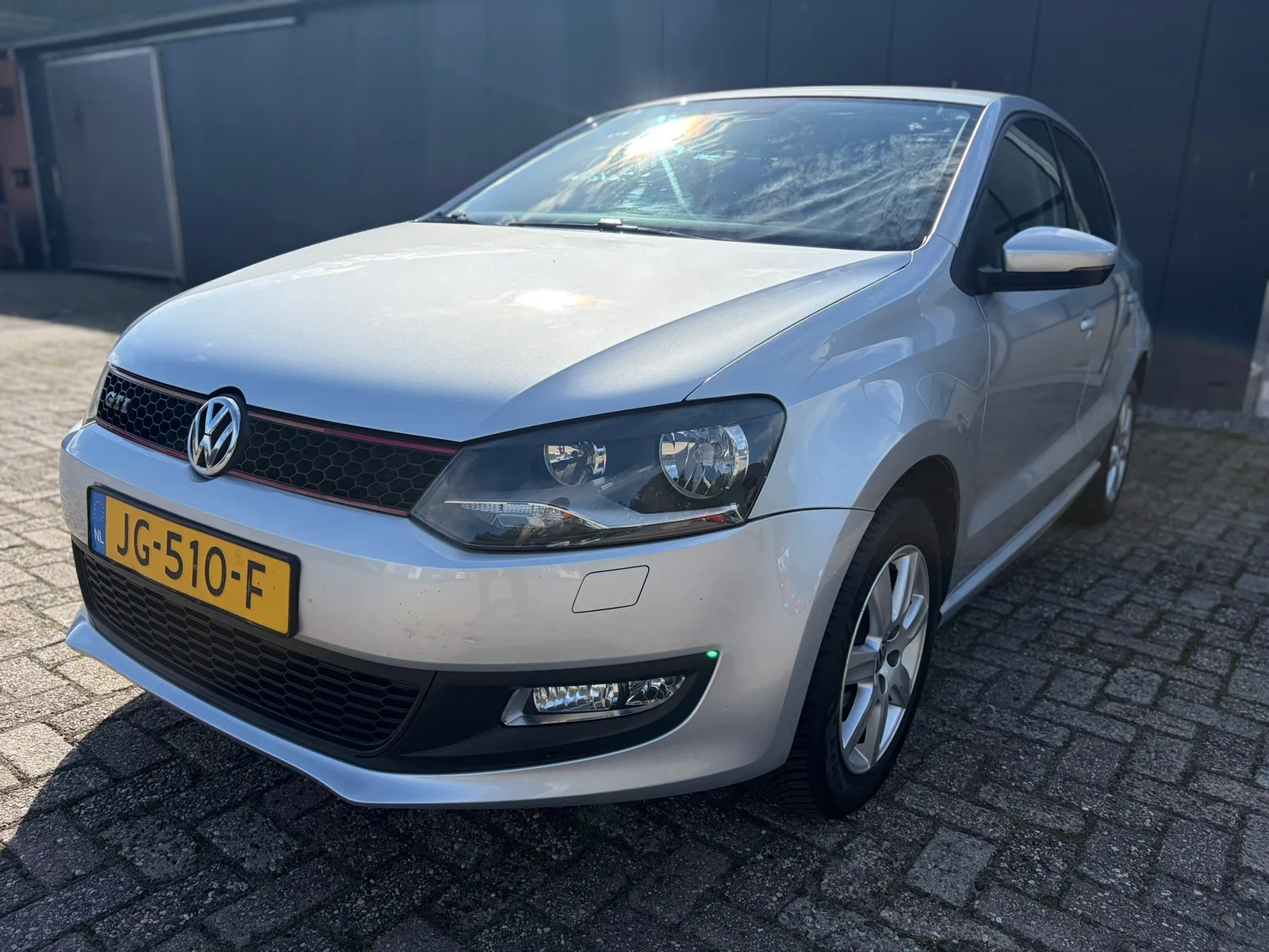 Volkswagen Polo (2012) — foto 1
