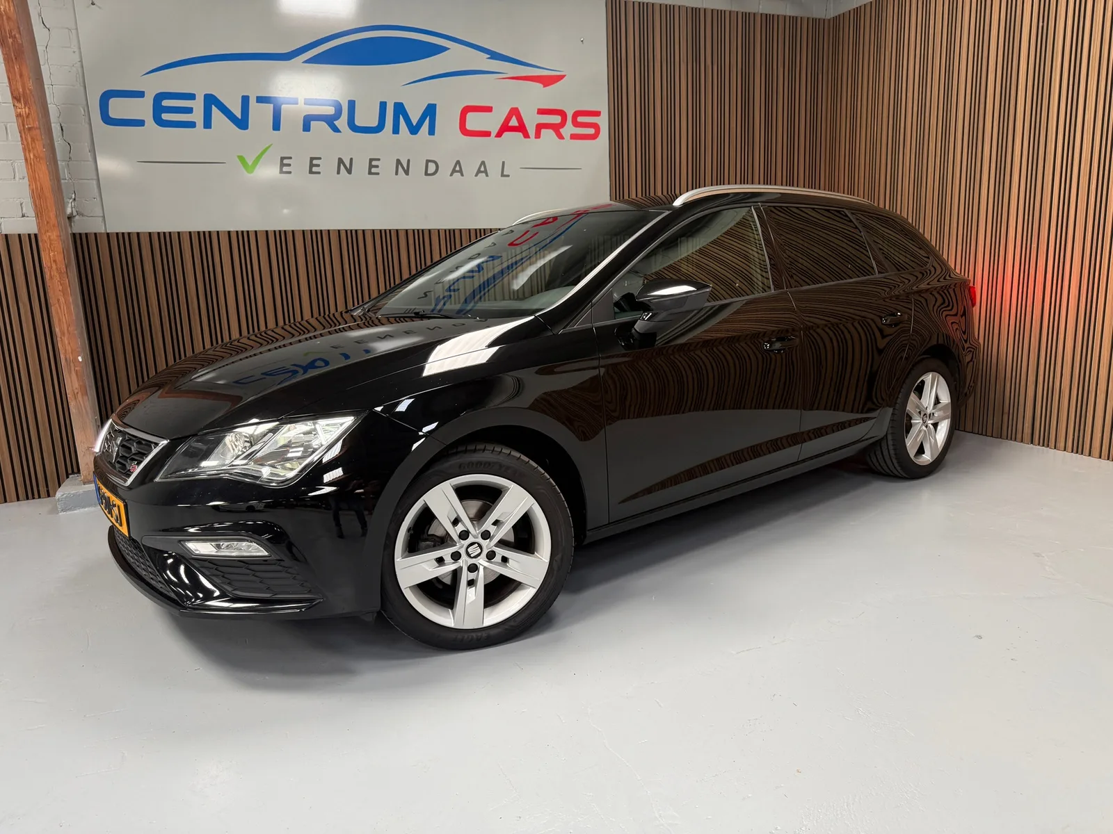 SEAT Leon (2019) — foto 1
