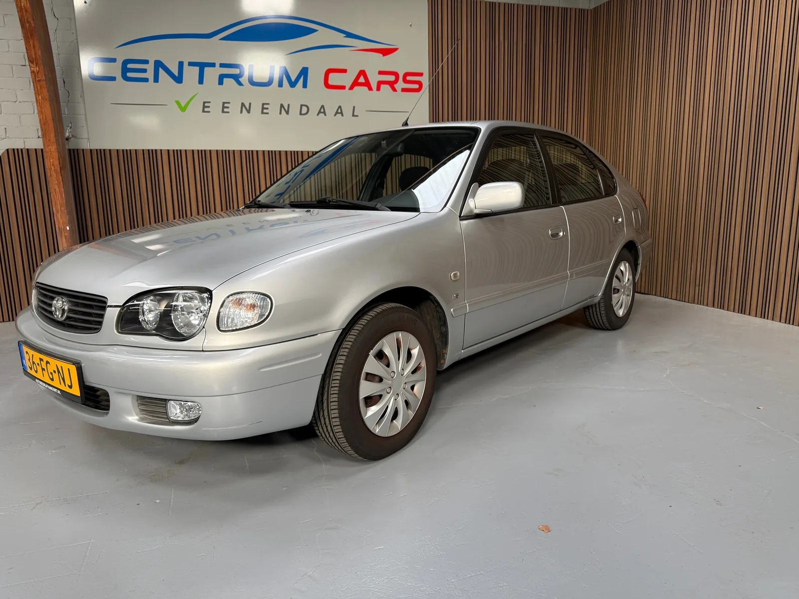 Toyota Corolla (2000) — foto 1