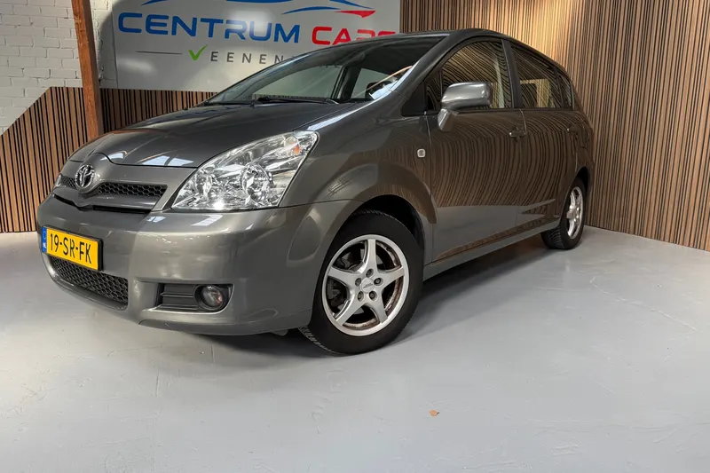 Toyota Verso (2006)