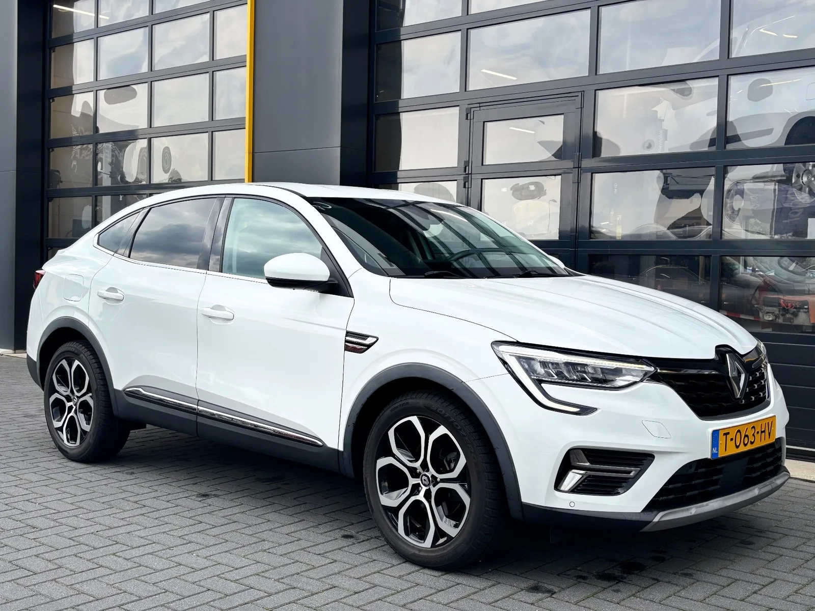 Renault Arkana (2023) — foto 1