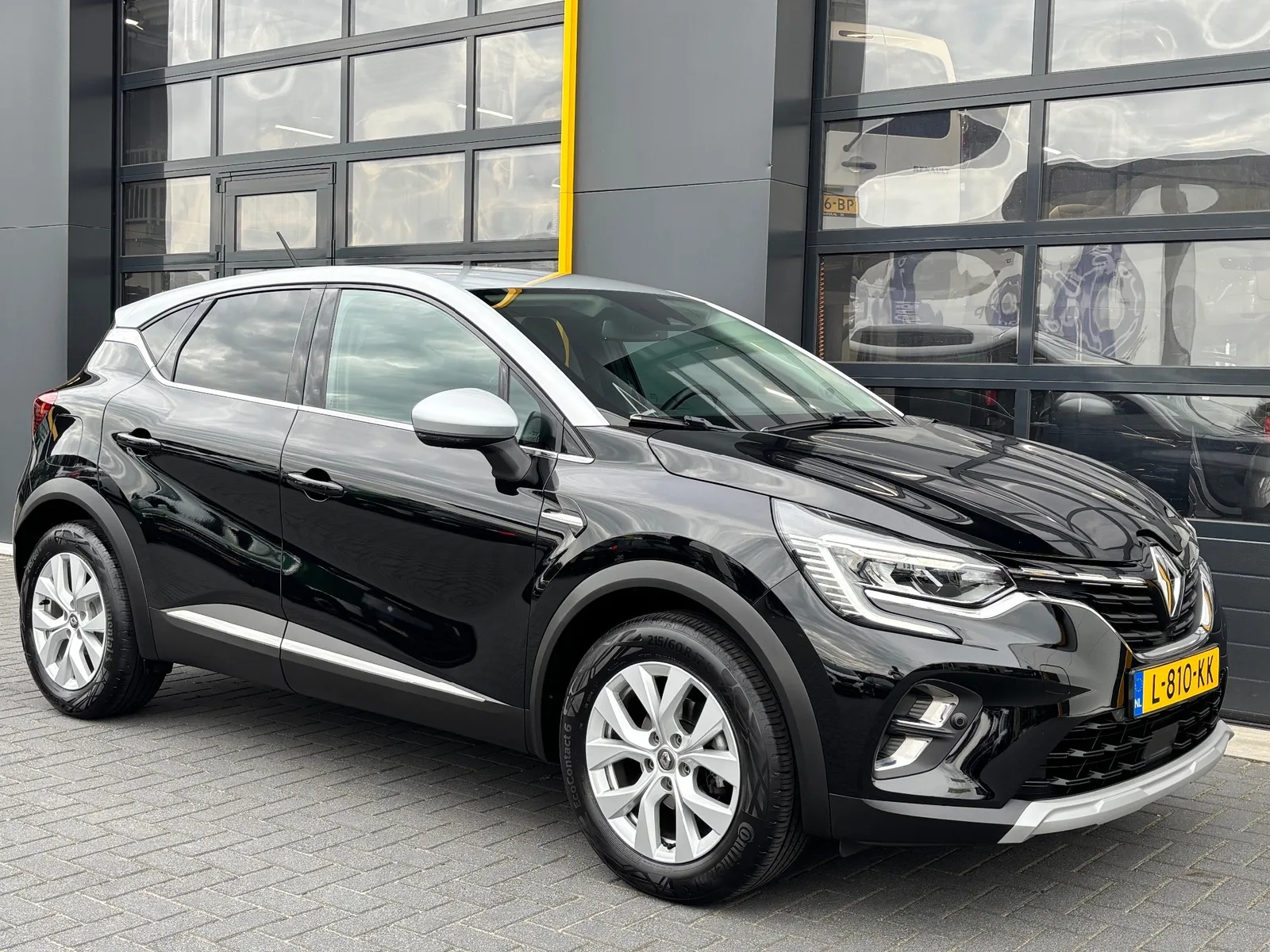 Renault Captur (2021) — foto 1