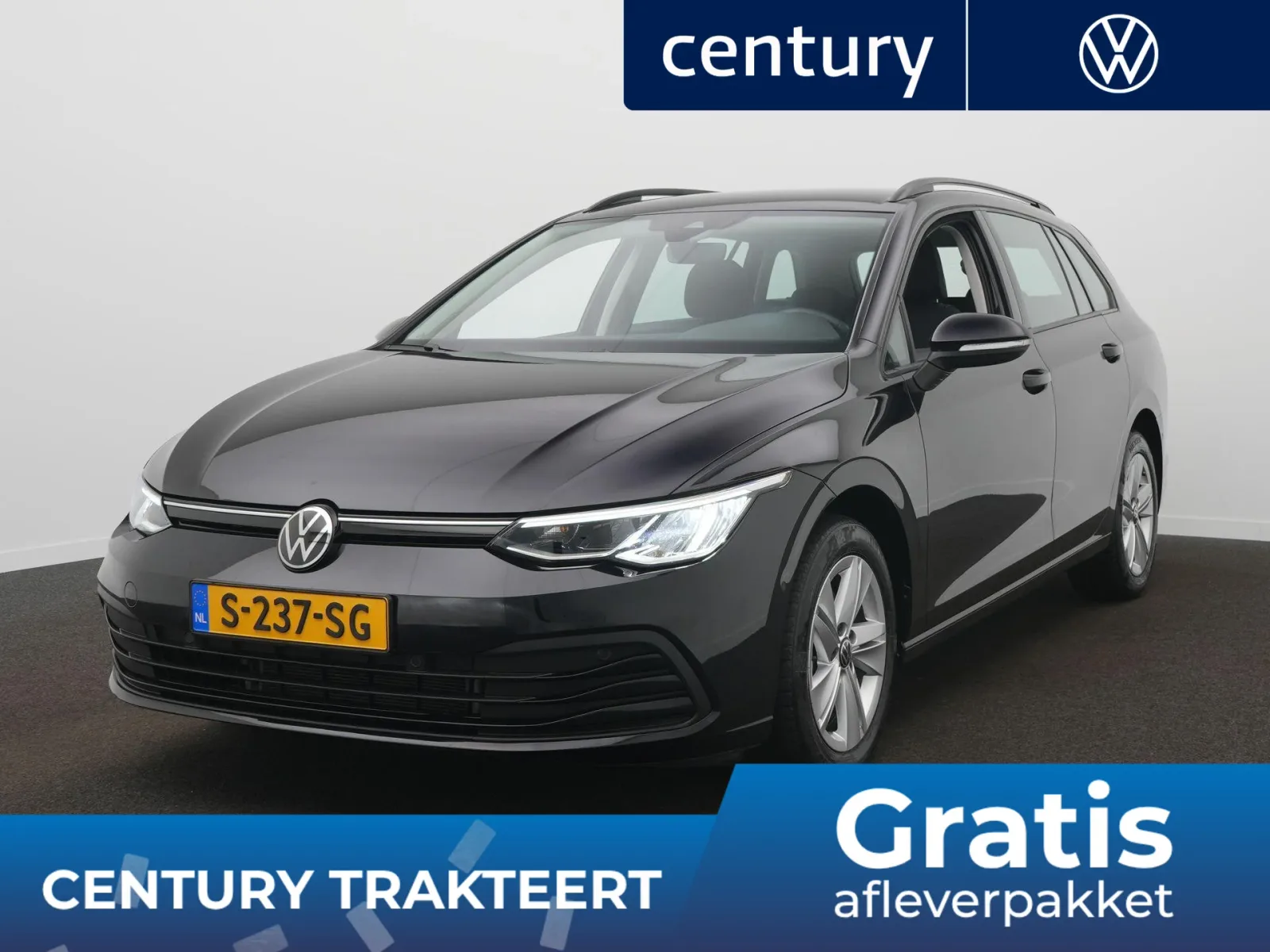 Volkswagen Golf (2023) — foto 1