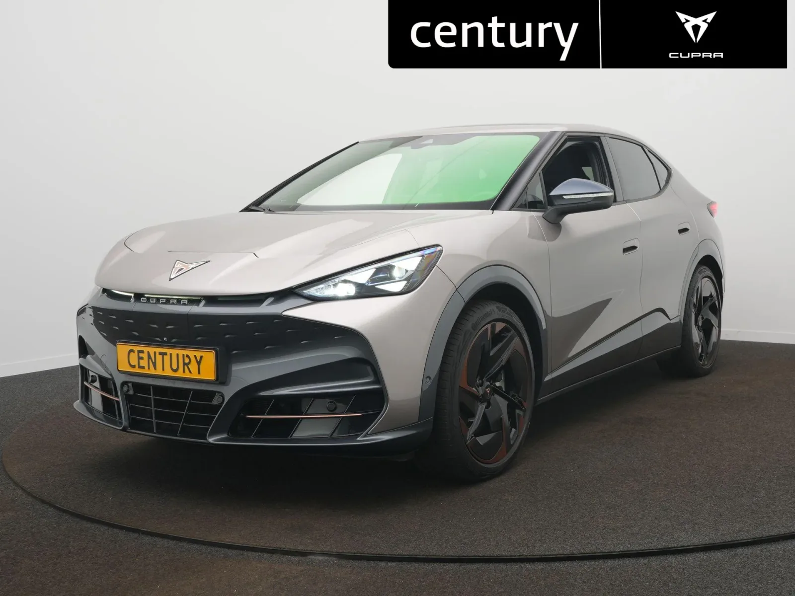 CUPRA Tavascan (2025) — foto 1