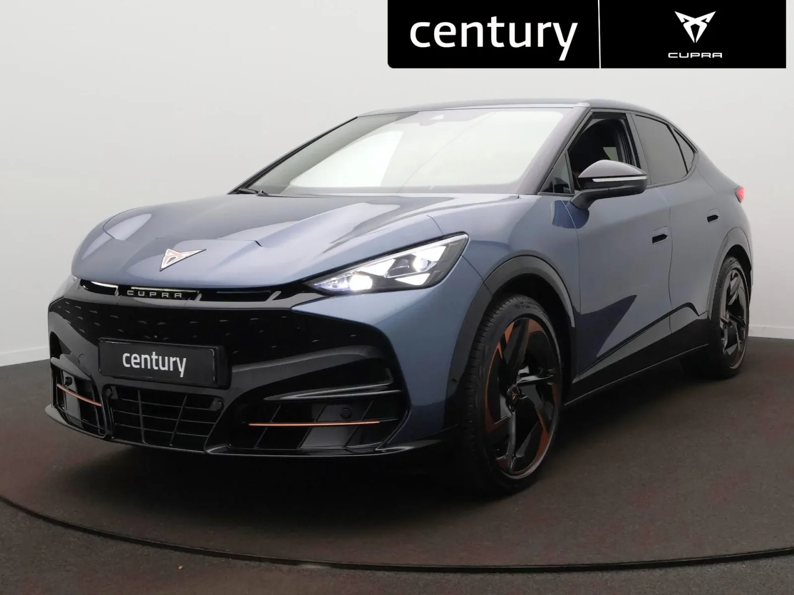 CUPRA Tavascan (2025) — foto 1