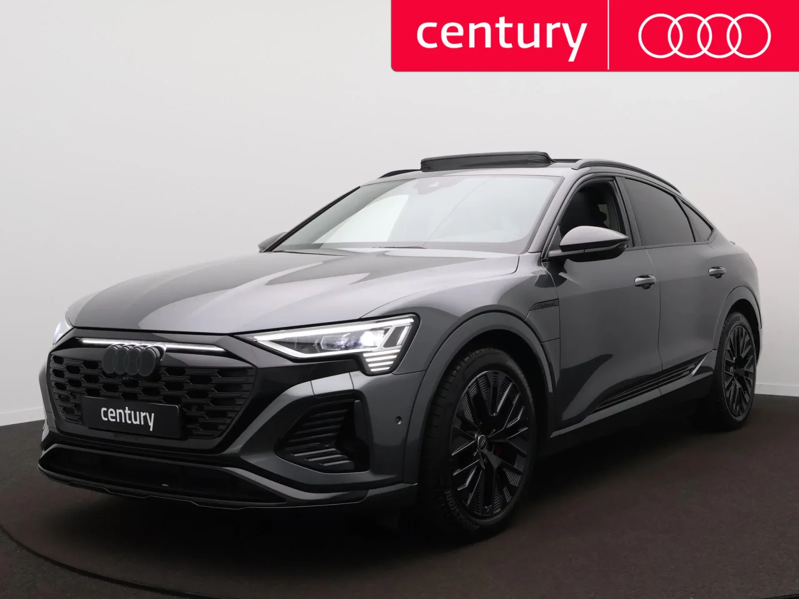 Audi Q8 e-tron (2024) — foto 1